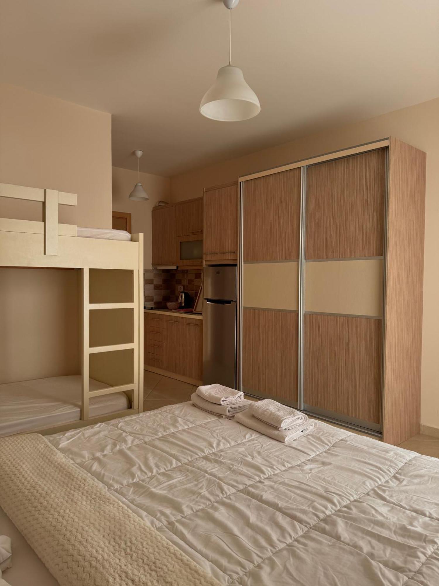 Vila Majola Sarandë Habitación foto